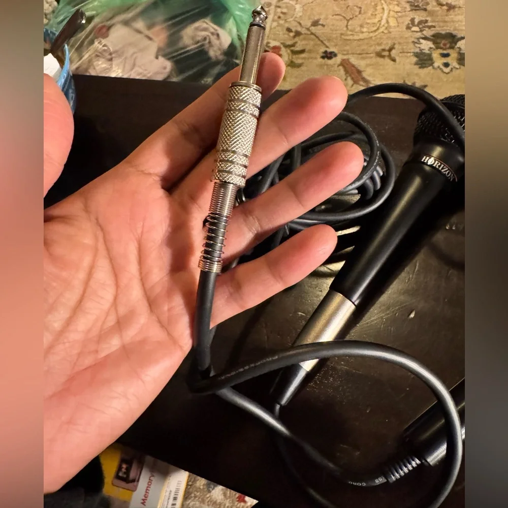 Horizon wired Microphone black and silver